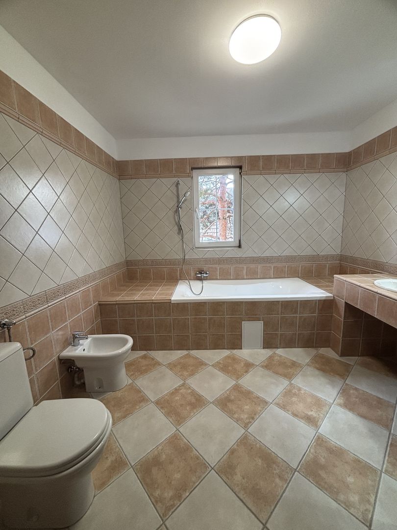 Vilă primitoare zona Modern - Poză 25