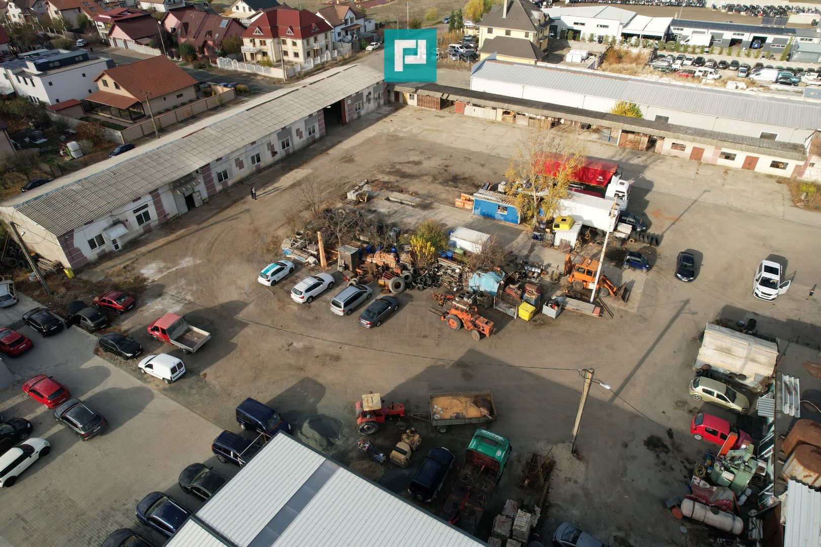 Teren intravilan 6.555 mp cu hală industrială - Poză 1