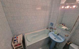 GARA - ARCU - 3 CAMERE DECOMANDAT - ETAJ INTERMEDIAR - BOXĂ + LOC DE PARCARE - Poză 9