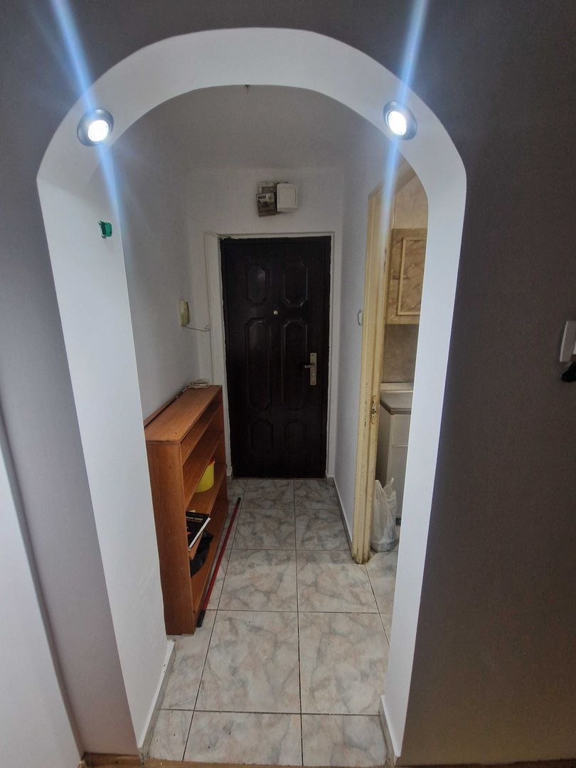 De inchiriat apartament 2 camere , Piata Resita Sector4 - Poză 5