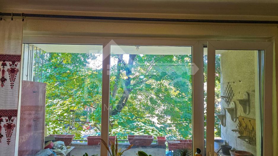 Apartament cu 3 camere in zona Cornisa, 7 Noiembrie , pe Romanu Vivo - Poză 5