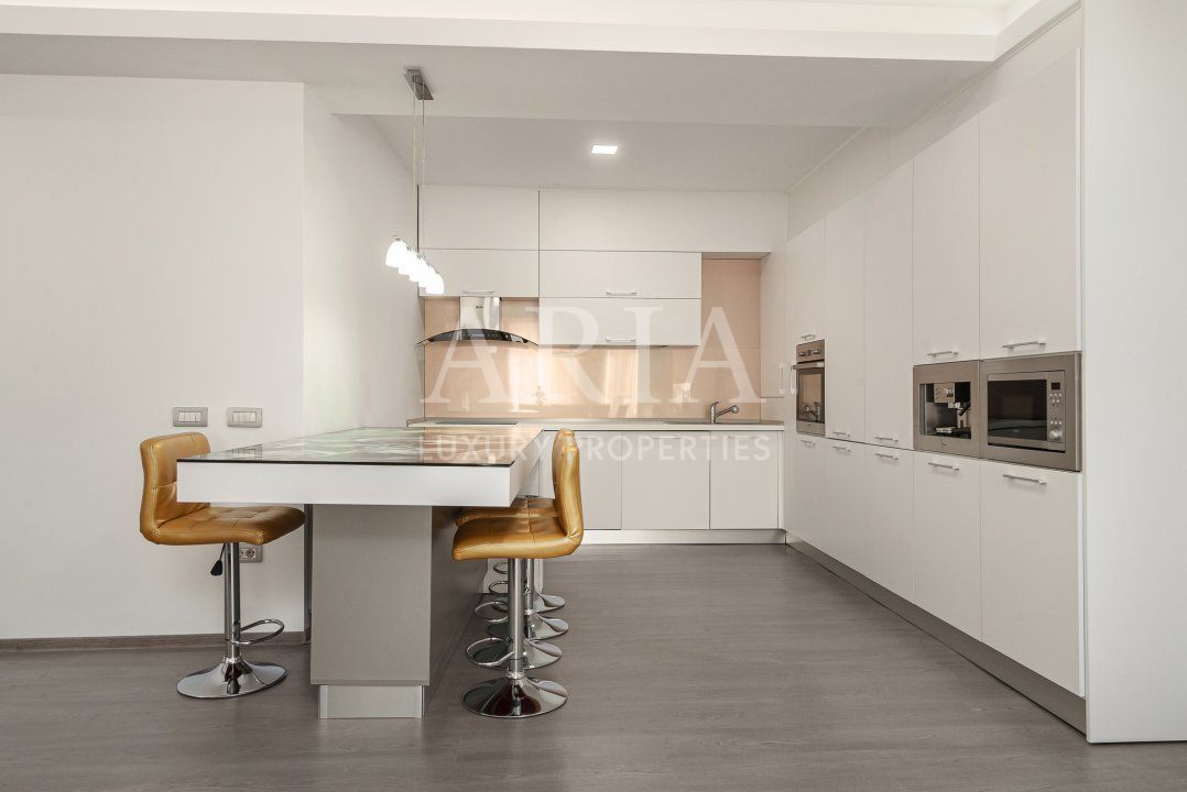 PERSEPOLIS Apartament 4 Camere Zona Heastrau - Poză 1