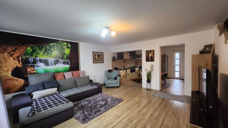 Casa 3 camere,2 bai, 1 garaj,100 mp,315 mp teren,0% comision - Poză 1