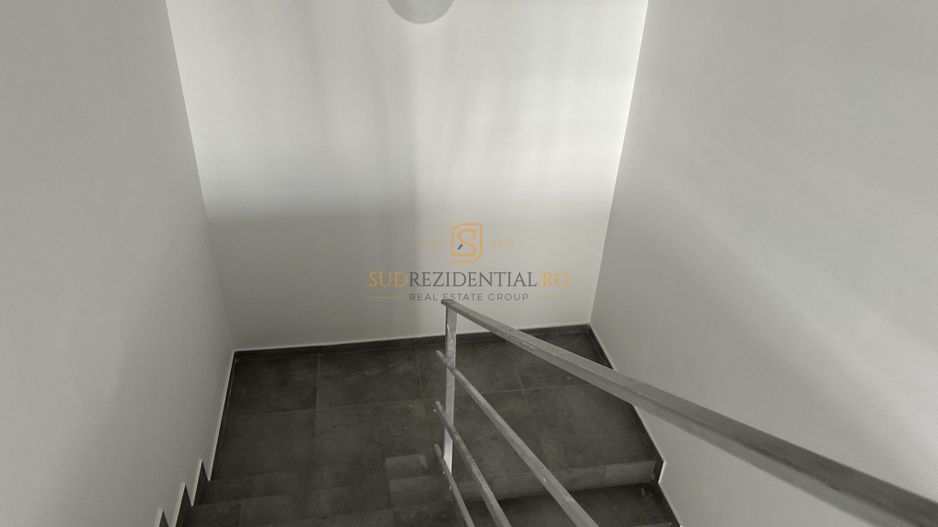Spațiu industrial 819 mp | Showroom | Birouri DN4 Sos. Oltenitei - Poză 7