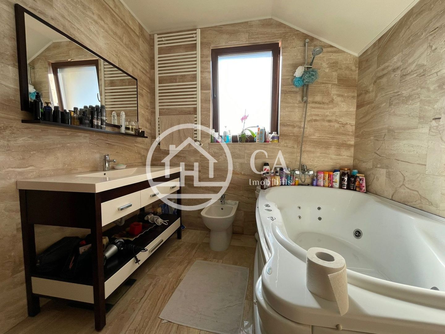 Casa de vânzare cu 4 camere in Santandrei, Bihor. - Poză 26