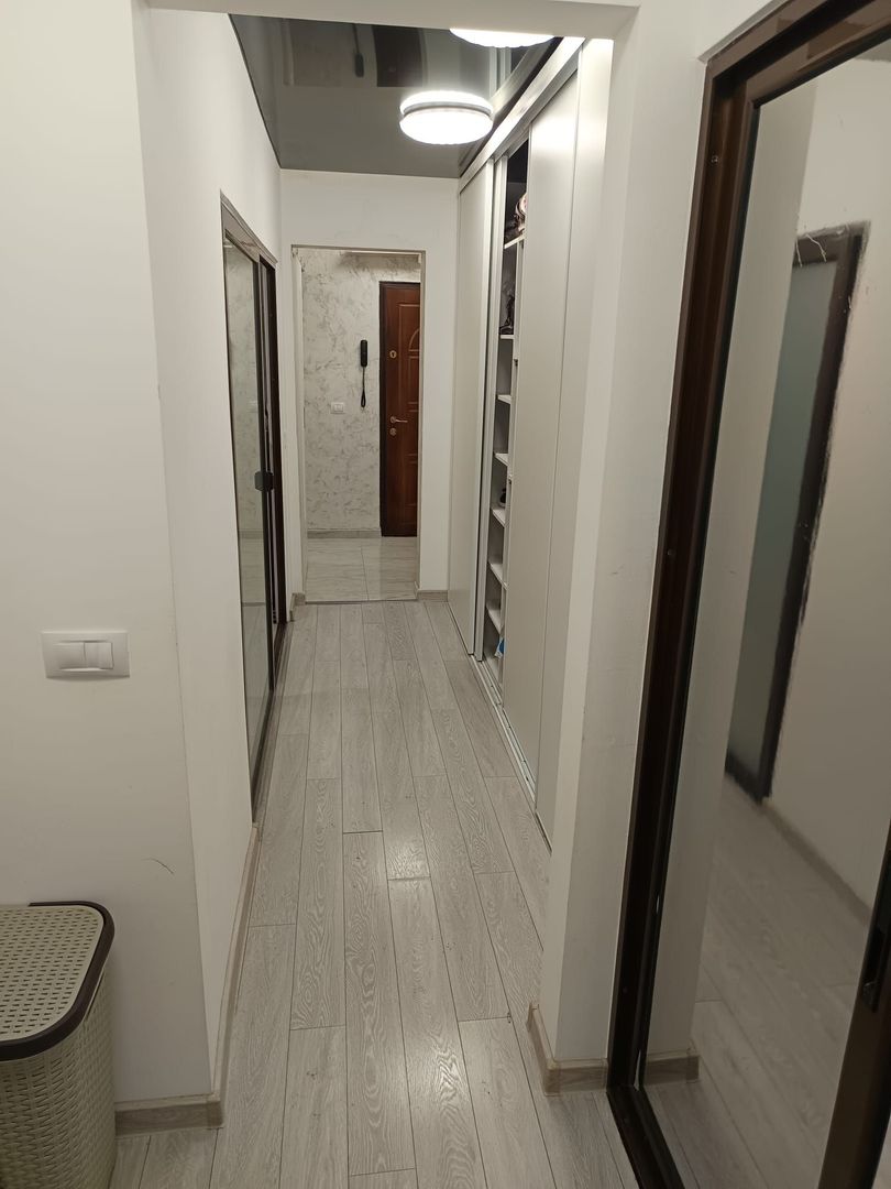 Apartament renovat 2 camere Dec 52 mp Tatarasi 93900 euro - Poză 11