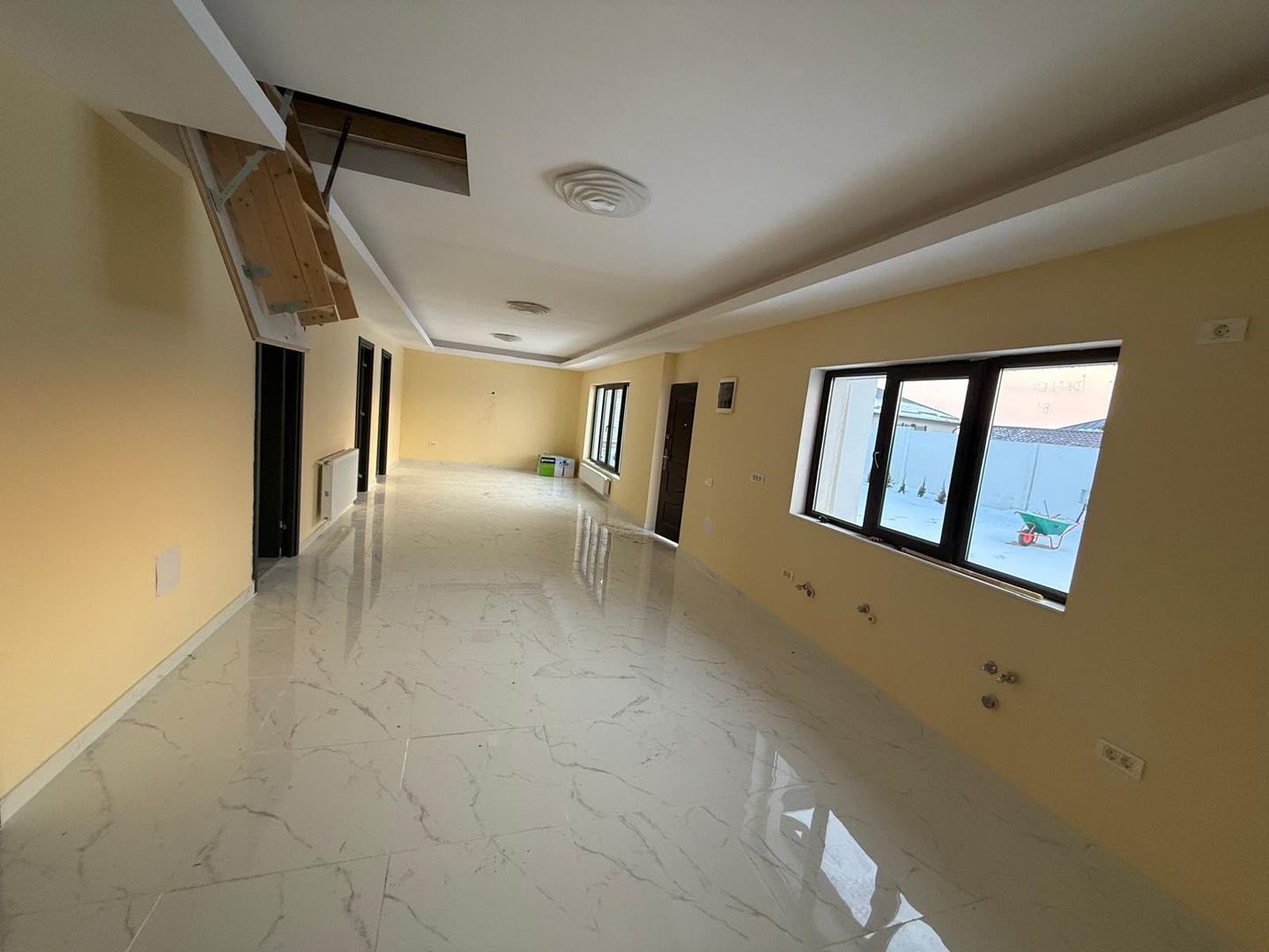 Casă spațioasă de închiriat în Clinceni, 120 mp + curte 535 mp - Poză 5