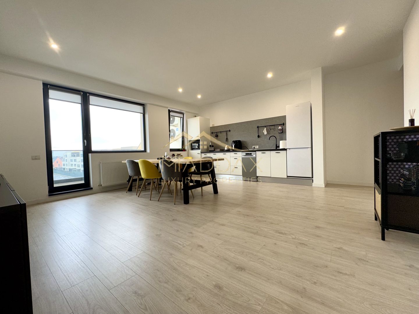 Apartament cu 2 camere *67mp utili + Terasa* // Pipera - Rond OMV - Poză 3