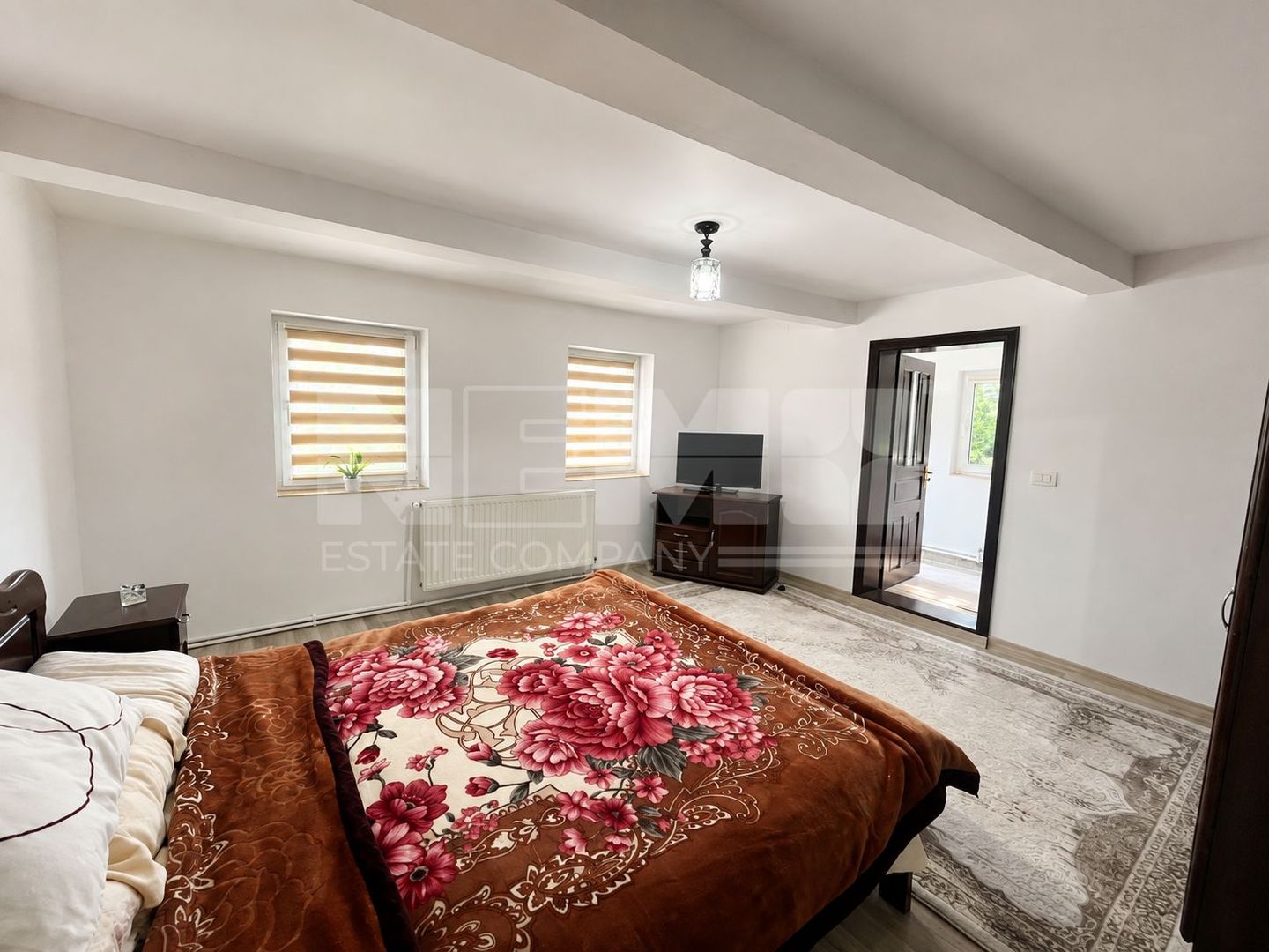 CASA DE ÎNCHIRIAT | 4 CAMERE | CURTE | RADAUTI | COMPLET FUNCTIONALA - Poză 8
