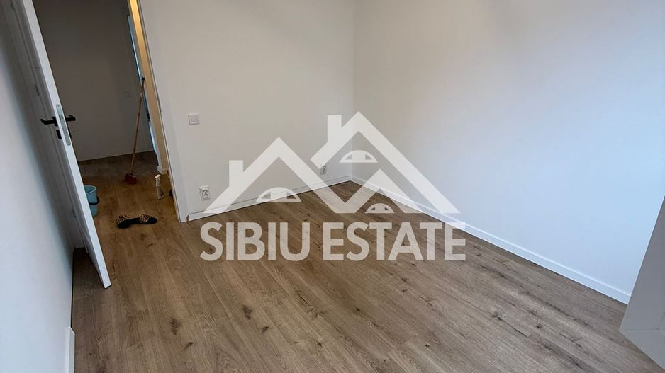 Locație excelentă! Apartament 3 camere renovat, etaj 1, Sibiu - Poză 31