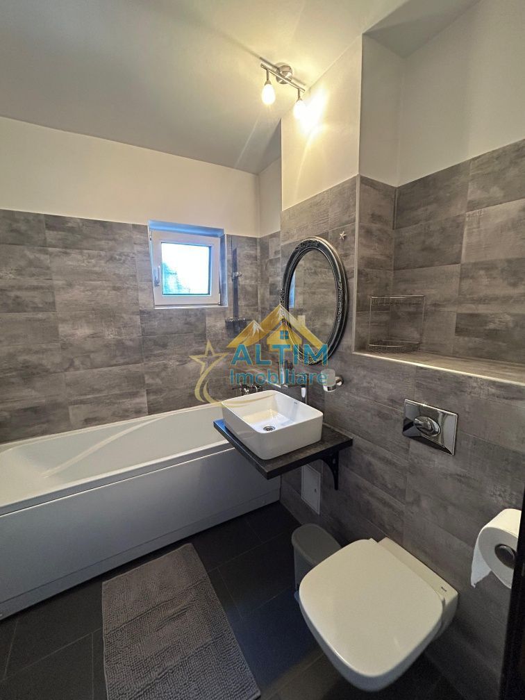 Apartament 4 camere Florilor-Craiter - Poză 6