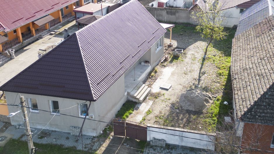 Casă în Vladimirescu - Poză 1