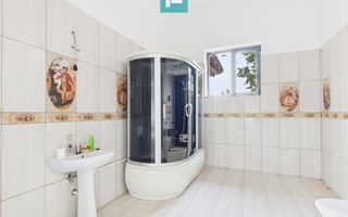 Casă 300 mp  cu posibilități multiple în Covăsânț - Poză 8