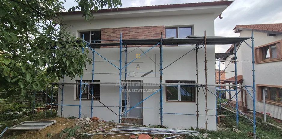 Casa individuala, teren 700 mp, semifinisata, Dezmir zona str Closca - Poză 5