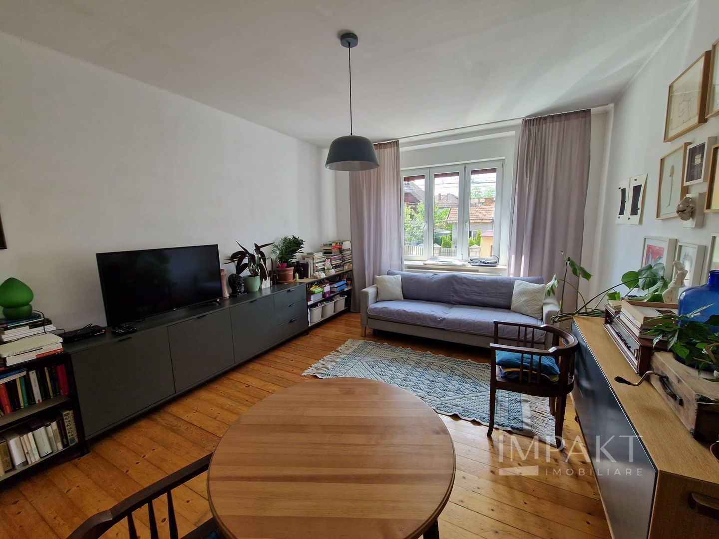 Apartament decomandat cu 2 camere la casa in Bulgaria - Poză 2