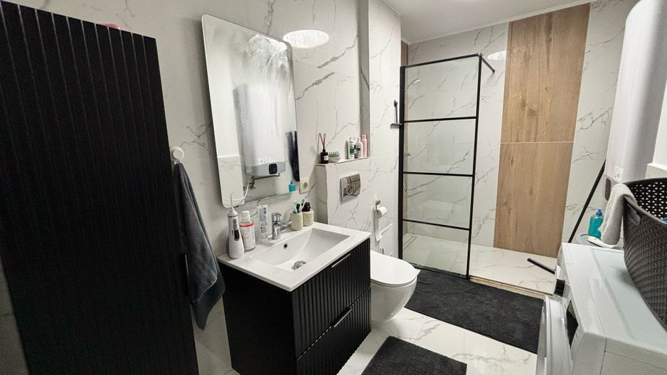 Apartament lux cu 3 camere si vedere panoramica la fantani I Bulevardu - Poză 13