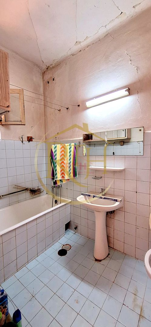 Oferim spre vanzare casa + teren, zona Sagului,  Necesita renovare - Poză 19