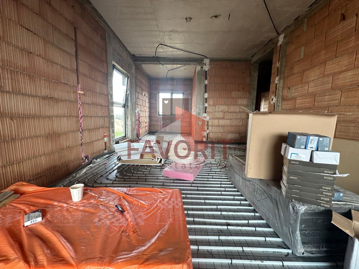 3 camere | 83 mp | Gradina proprie 50 mp | Bloc nou | dressing | 2 bai - Poză 6