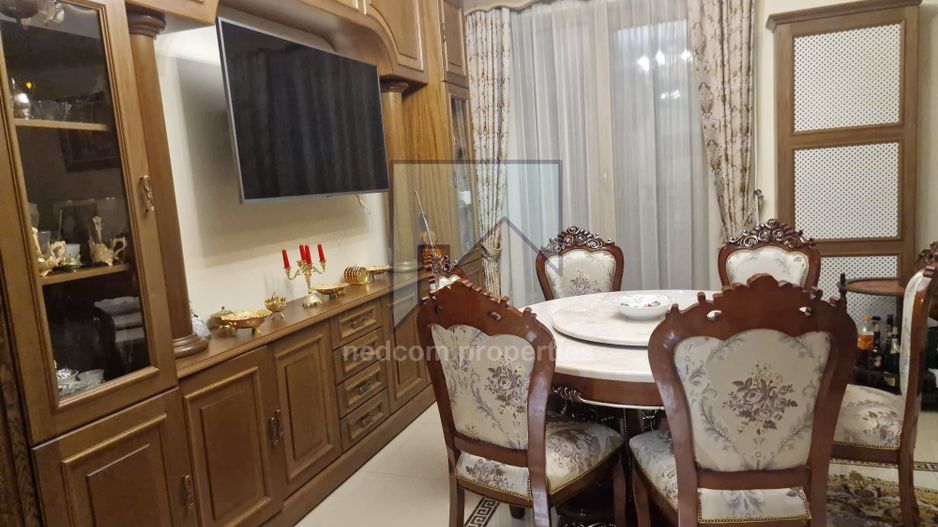 Vanzare Apartament lux de 3 camere in zona Jiului - Poză 13