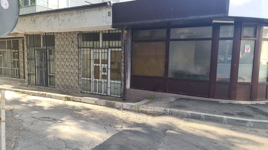 Spațiu comercial stradal de vânzare – 75 mp – Strada Navelor/Carrefour - Poză 2