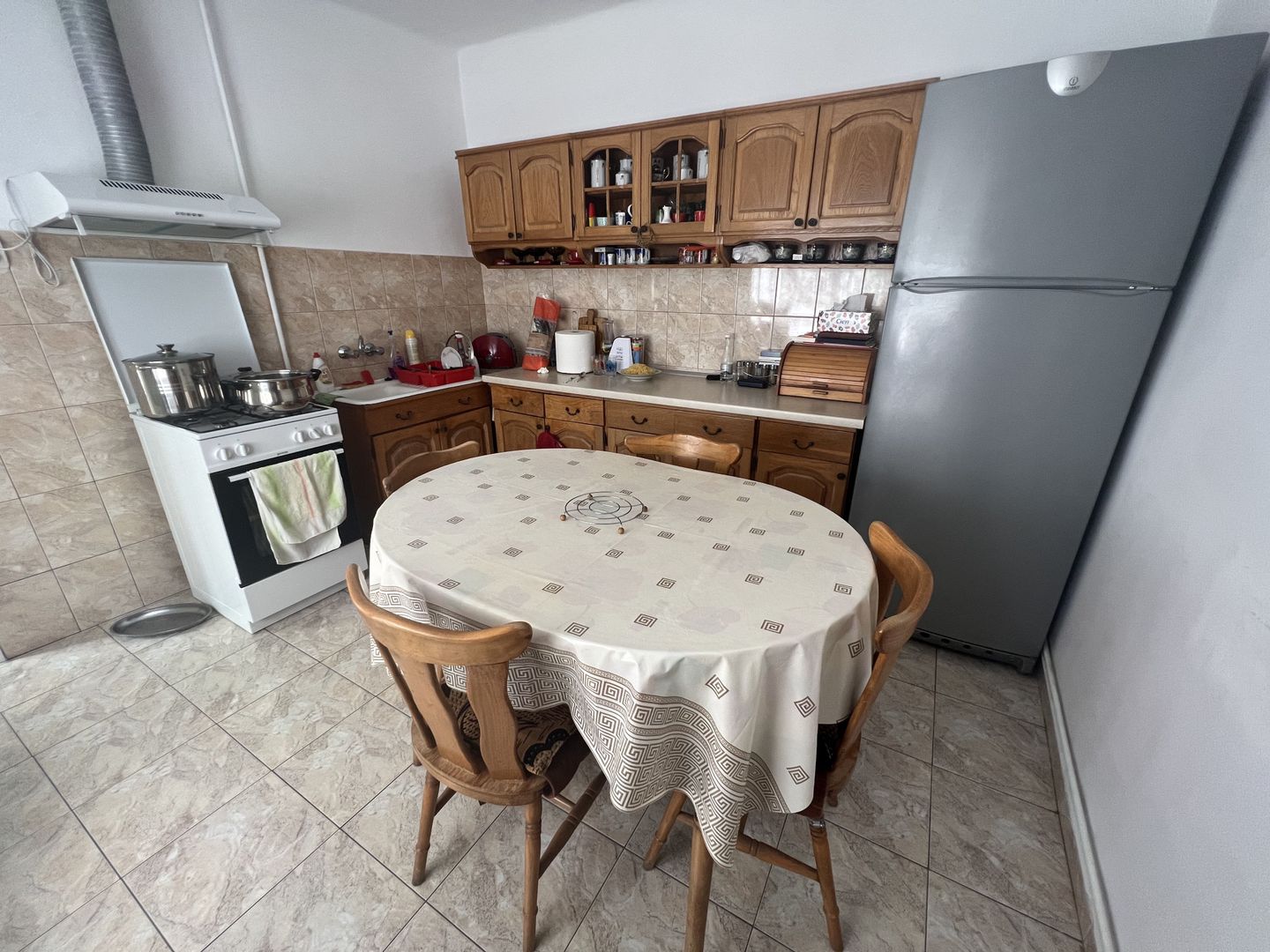 CASA CU TEREN GENEROS- 1.593 MP - Poză 6