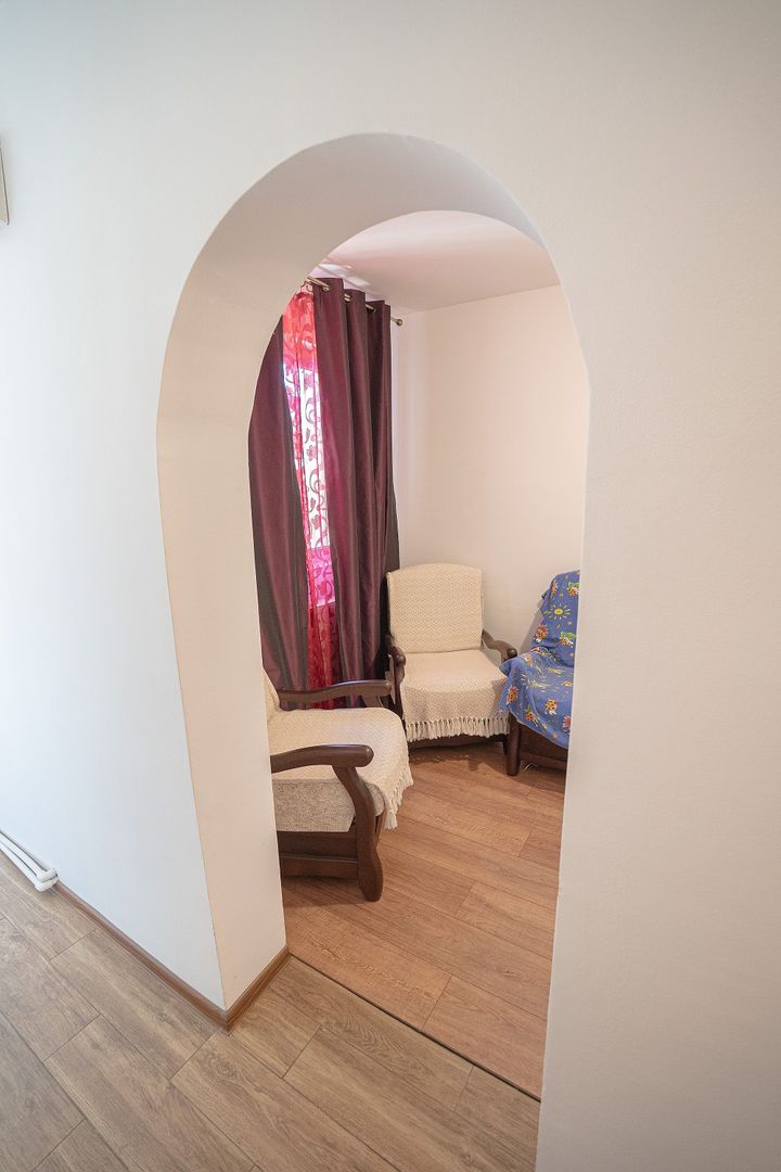 Casă 3 camere, 368mp teren, supr. utila 90mp, pe str. Focșa din Tecuci - Poză 12