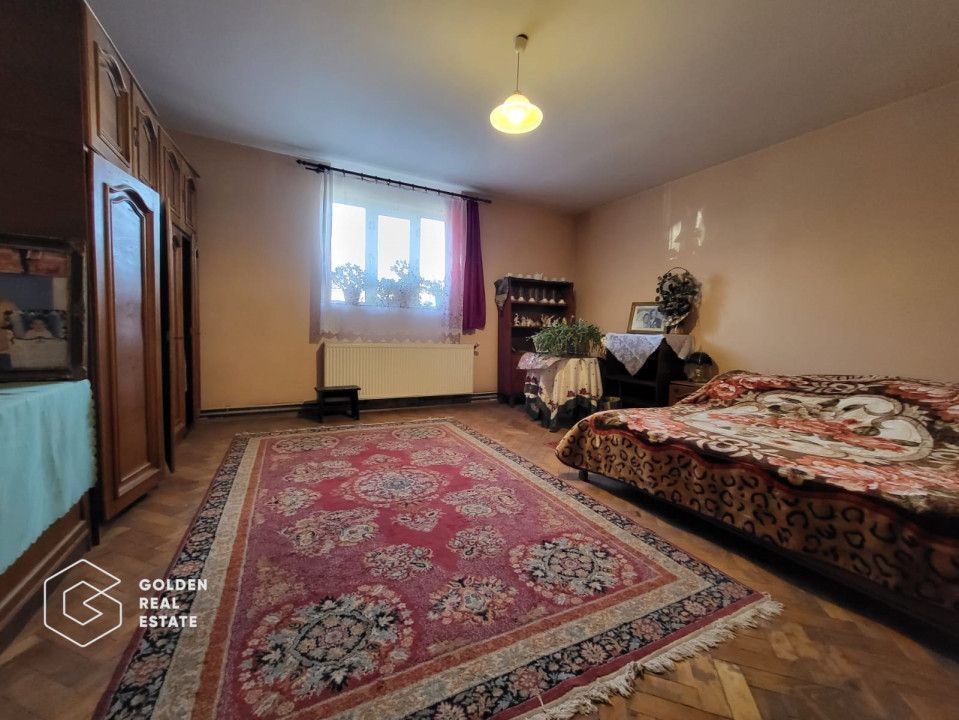 Casa cu teren de 842 mp, oras Lipova - Poză 5