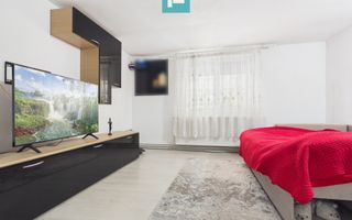 Casă retrasă Pișchia – 4 camere, teren 920 mp - Poză 2