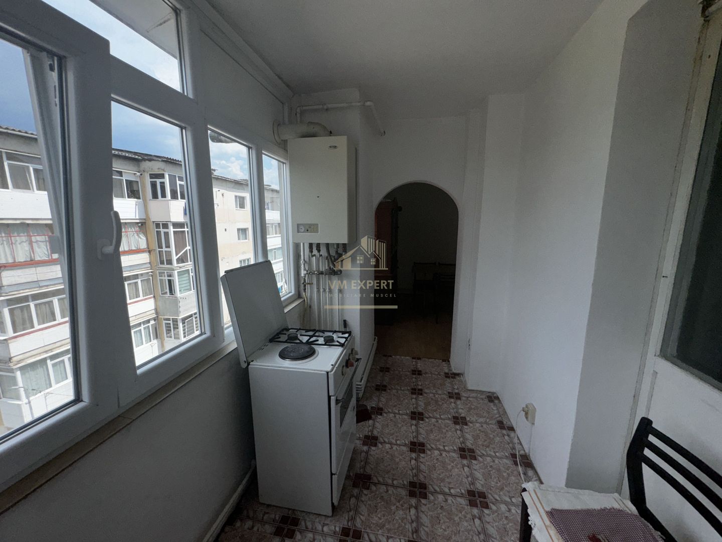 APARTAMENT 2 CAMERE, CAMPULUNG, ETAJ 3, GRUI - Poză 7