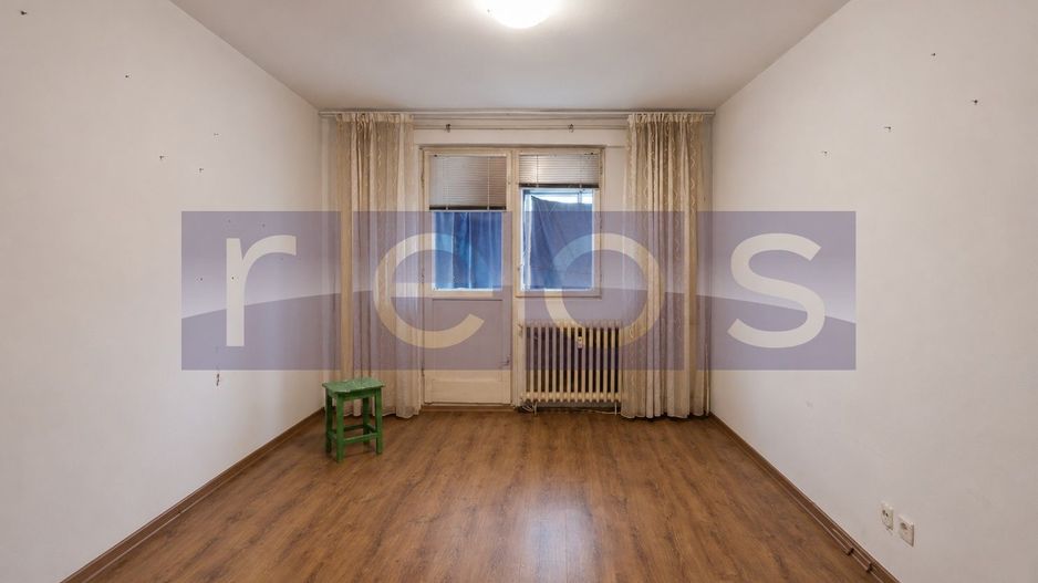 DE VANZARE 2 CAMERE LUJERULUI METROU 3 MINUTE IDEAL INVESTITIE - Poză 1