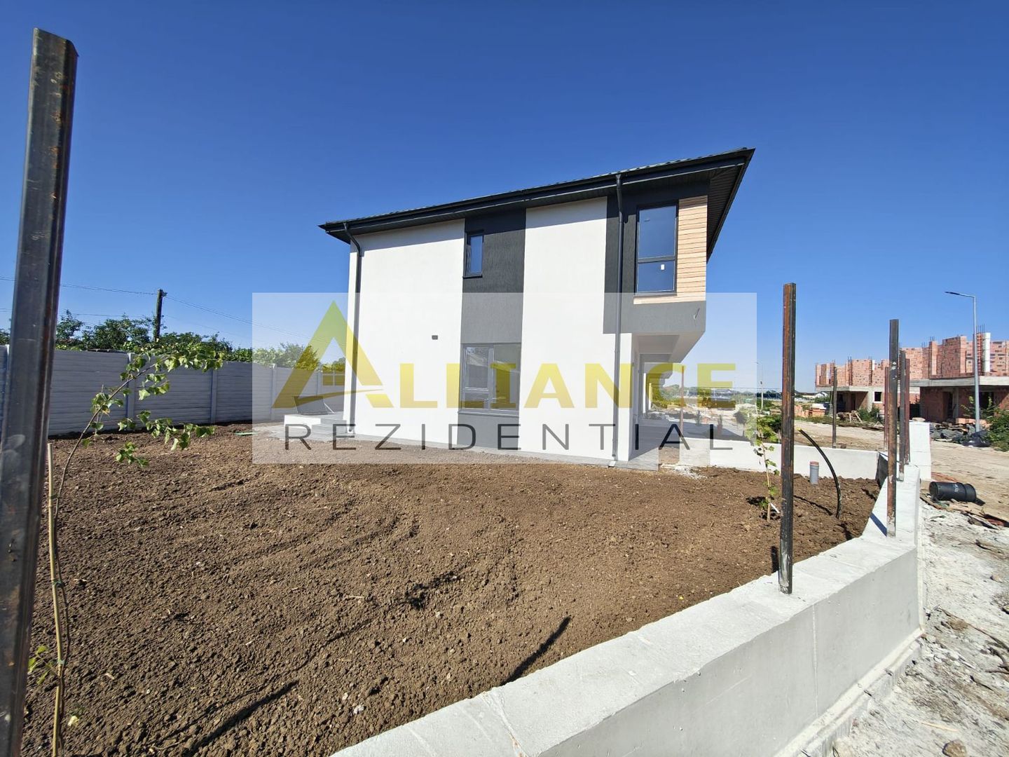 Vila premium 110 mp utili 4 camere - Complex rezidential-200 m de STV - Poză 23
