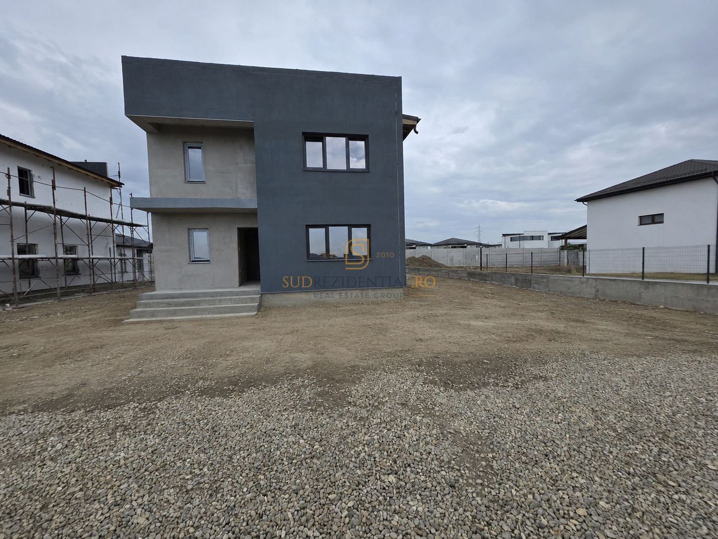 Vila individuala cu 5 camere, finisata premium, teren 420 mp, Vidra - Poză 2