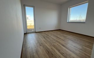 Casa cu 5 camere de vanzare in Nordul Bucurestiului - Poză 2