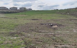 Doua Terenuri INTRAVILANE CU UTILITATI Dezmir, Cluj 500mp - Poză 1