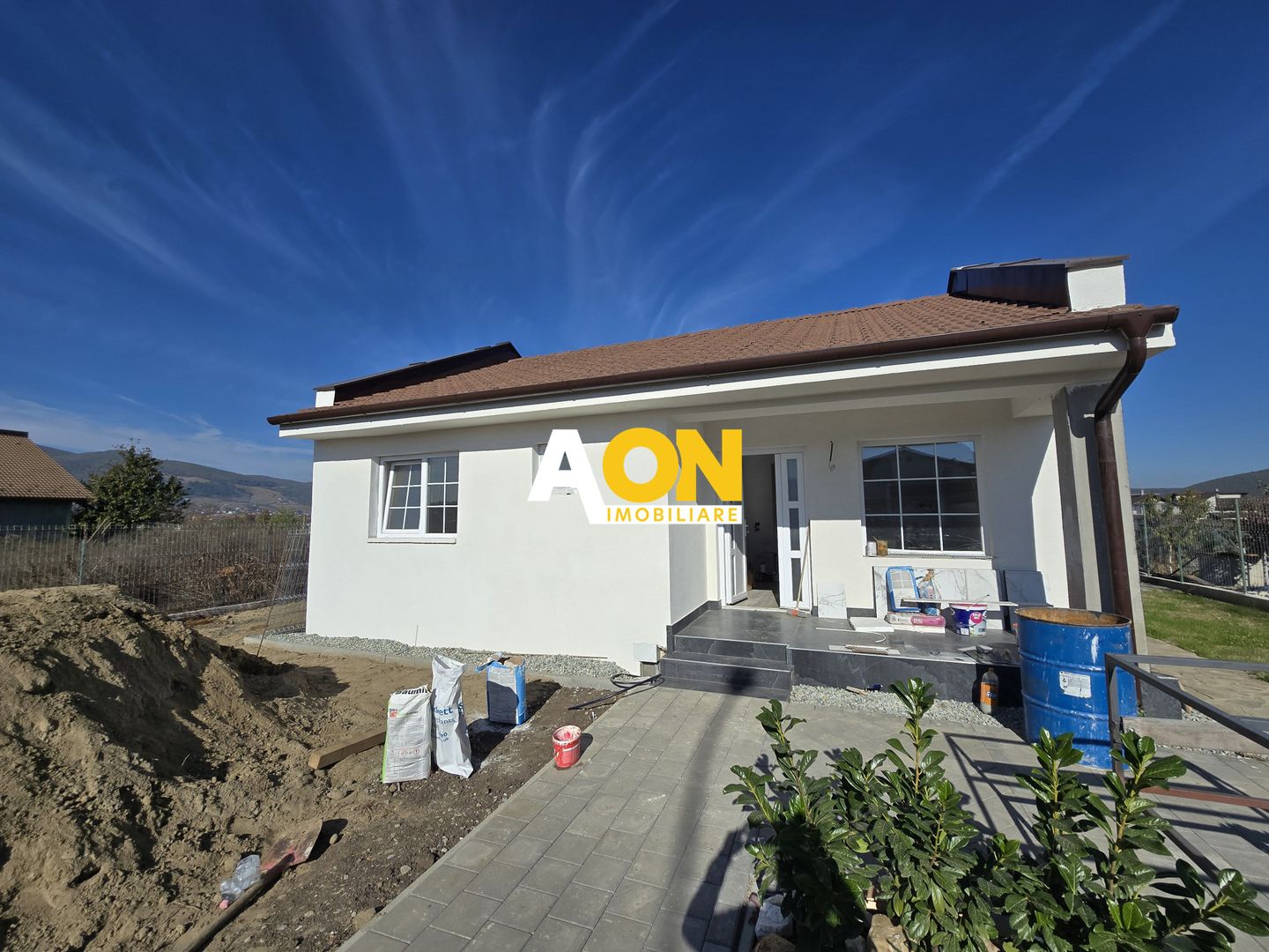 Casa la Cheie 3 Camere Zona Orizont, 354mp Teren - Poză 1