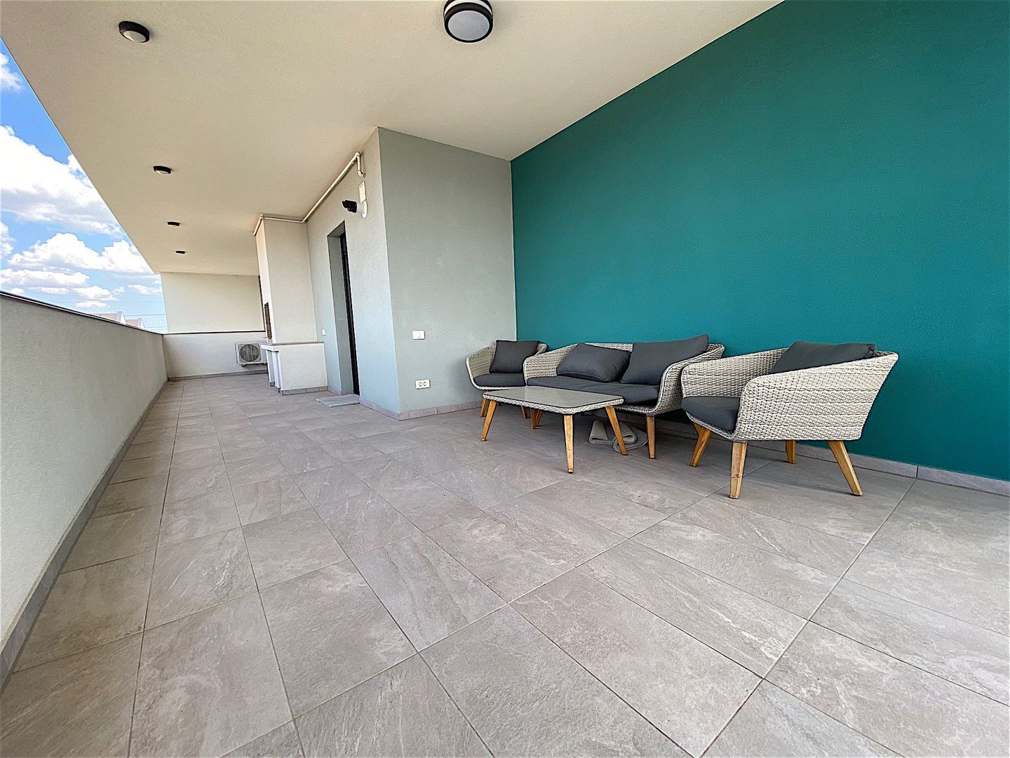 Apartament 3 camere - Dumbravita - Poză 2