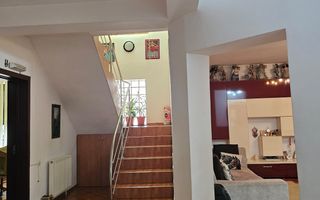 Casa- Str Tismana, zona Spitalul nr 1 - Poză 5
