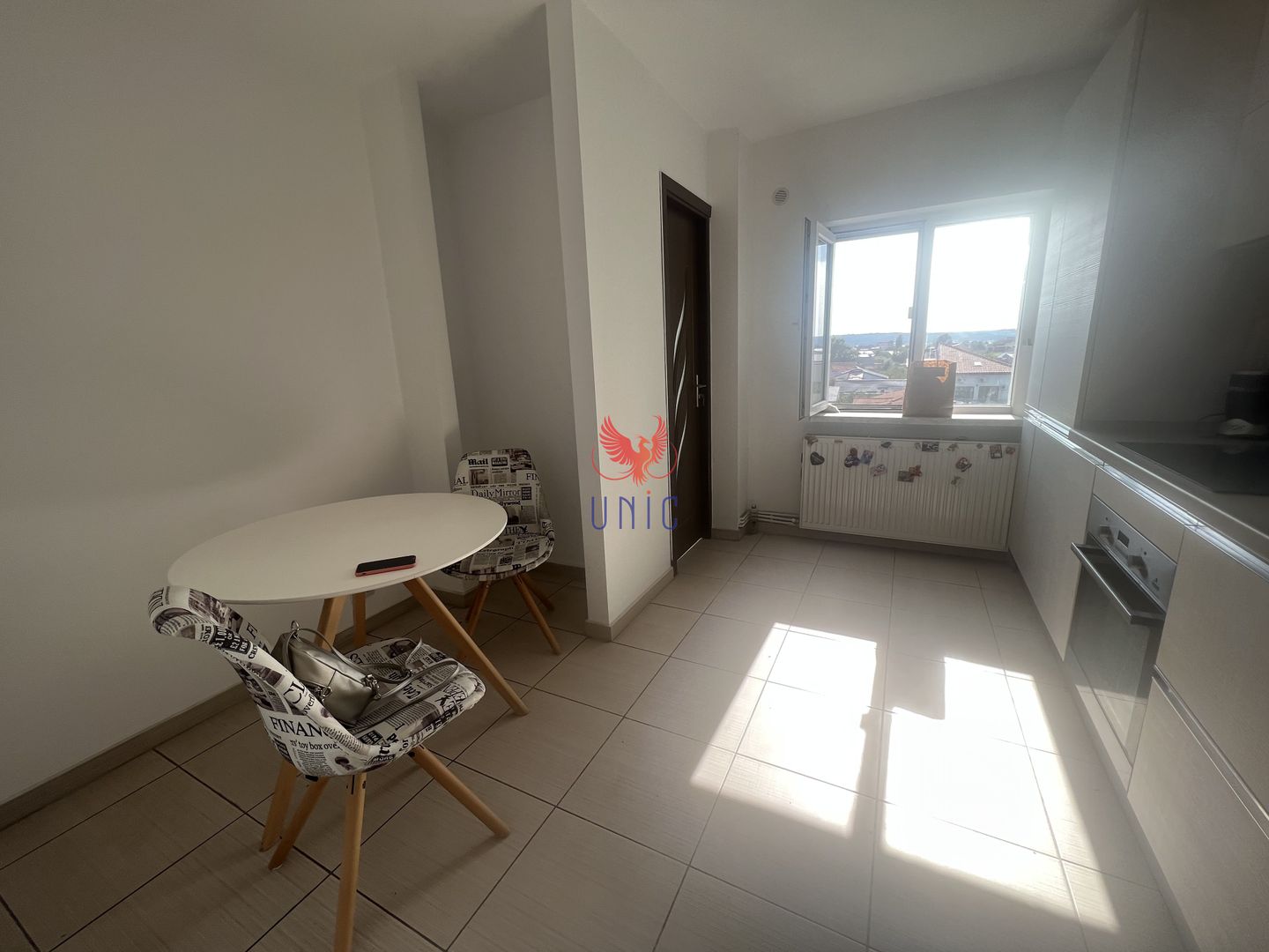 Apartament 3 camere 1 Mai M-uri zona Ciuperca - Poză 4