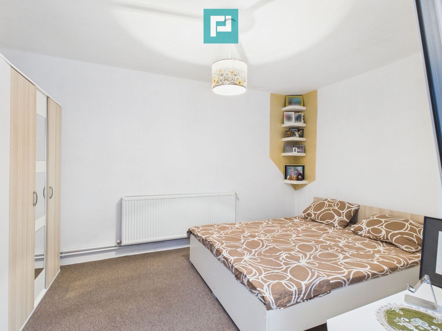 Casă cu 4 camere în Curtici pentru investiții - Poză 5