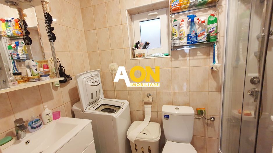Casa 4 camere, 2 bai, 86 mp utili, renovata, zona Lipoveni - Poză 7