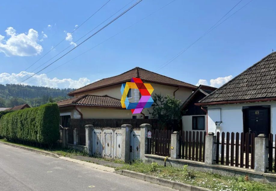 Teren 825mp Cristian + casa veche 80 mp, oportunitate de investitie. - Poză 2