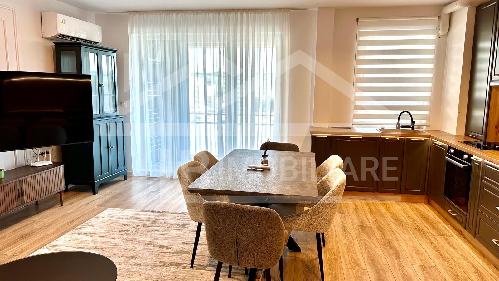 Apartament cu 3 camere, 80mp, parcare, Zona Maurer Residence - Poză 2