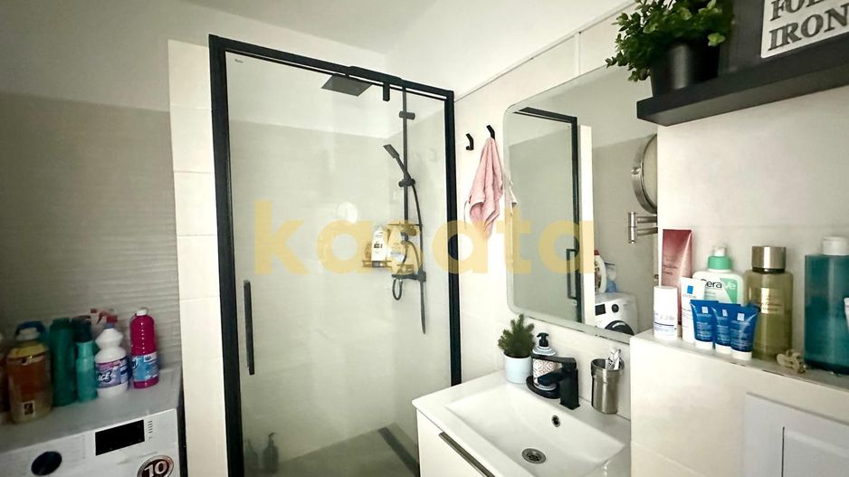 2 camere vanzare, luminos, loc de parcare - Poză 10