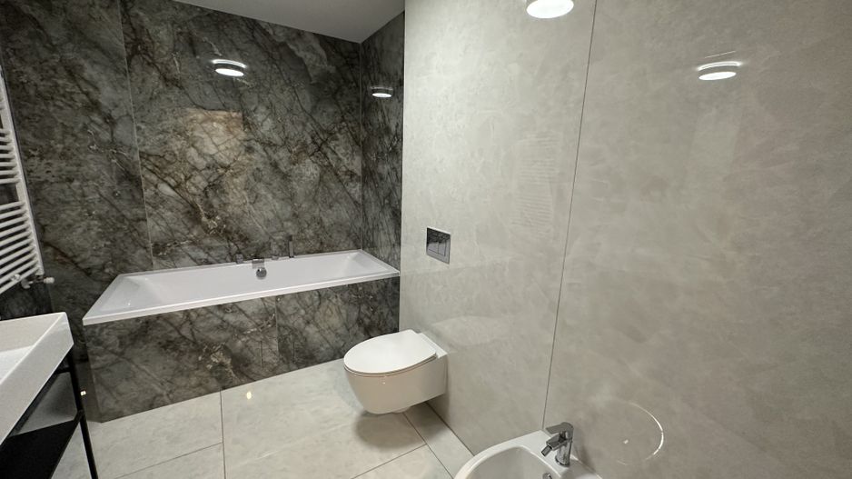 Apartament bloc nou 3 camere - parcare subterana - Poză 9