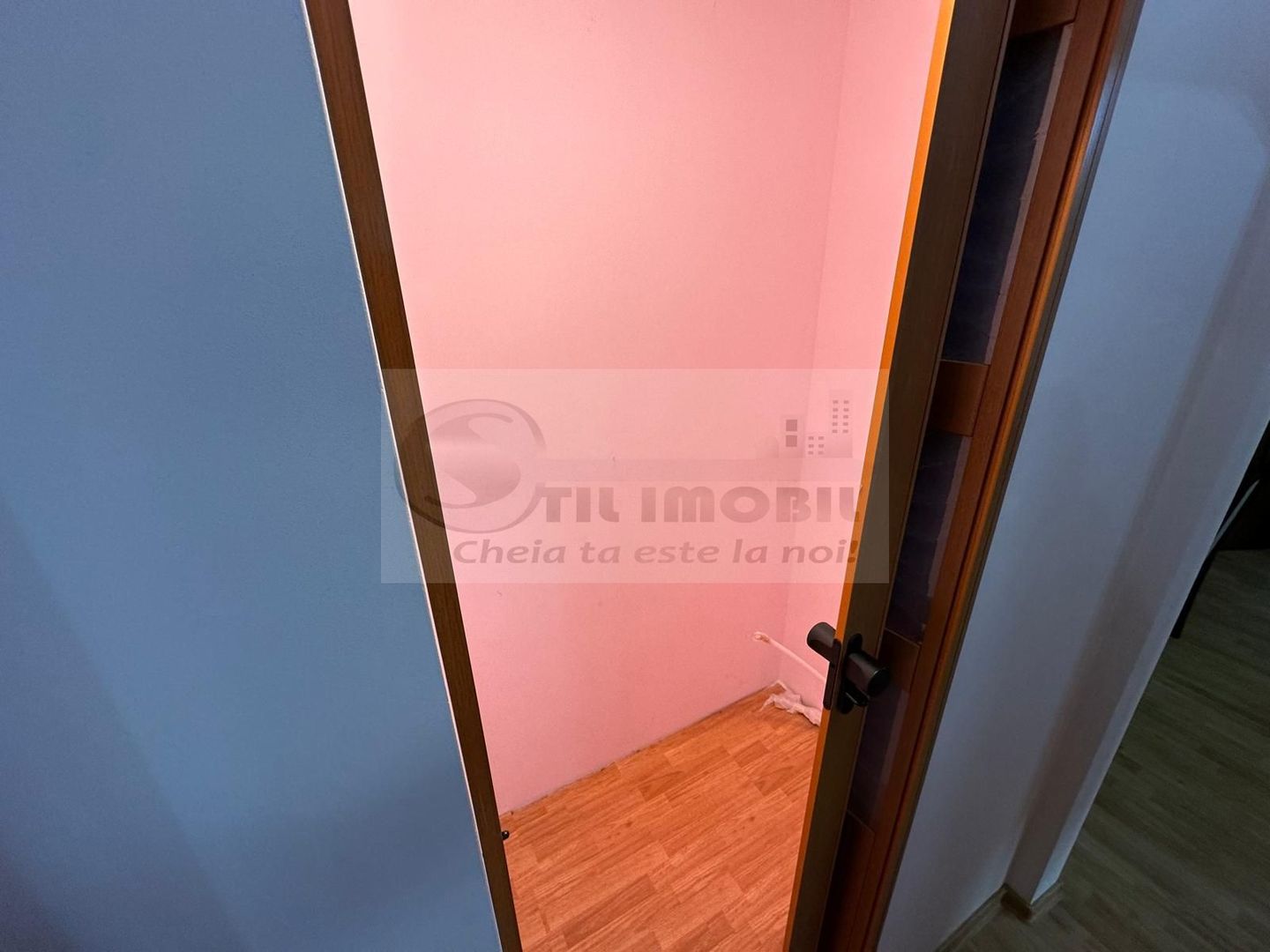 Apartament 2 camere • 50.53 mp • Etaj 1/4 • Zona Cantemir - 90.000 € - Poză 8