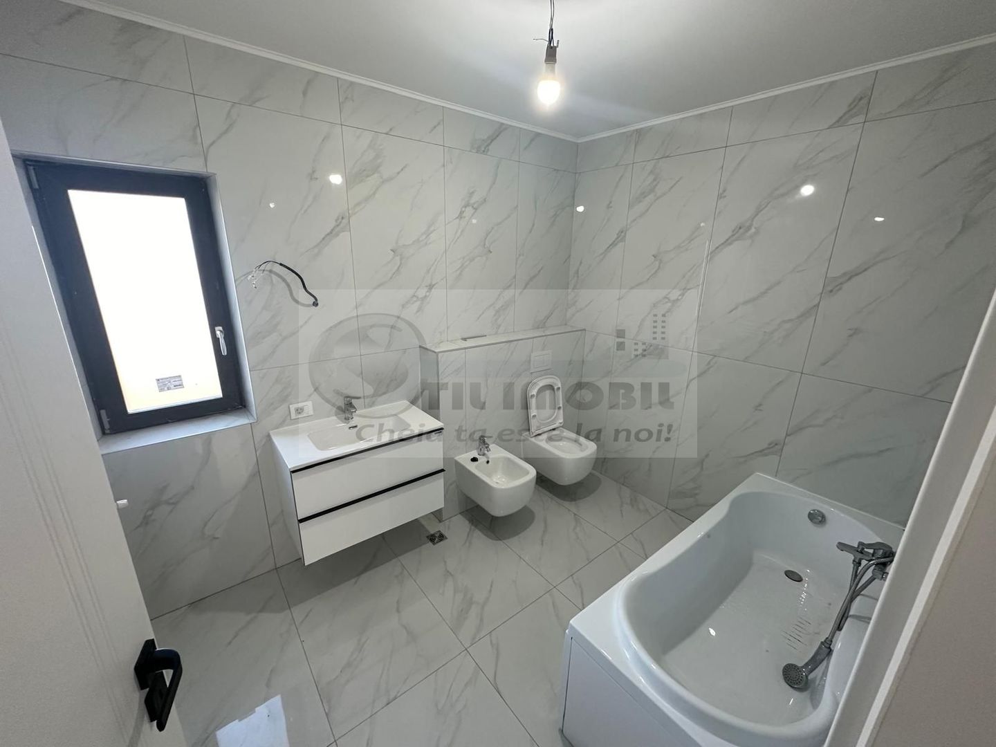 Duplex premium Vișani – 100 mp utili, curte 220 mp – 155.000 € - Poză 10