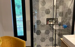 Vila cu arhitectura modera, intr- o oaza de liniste - Poză 12