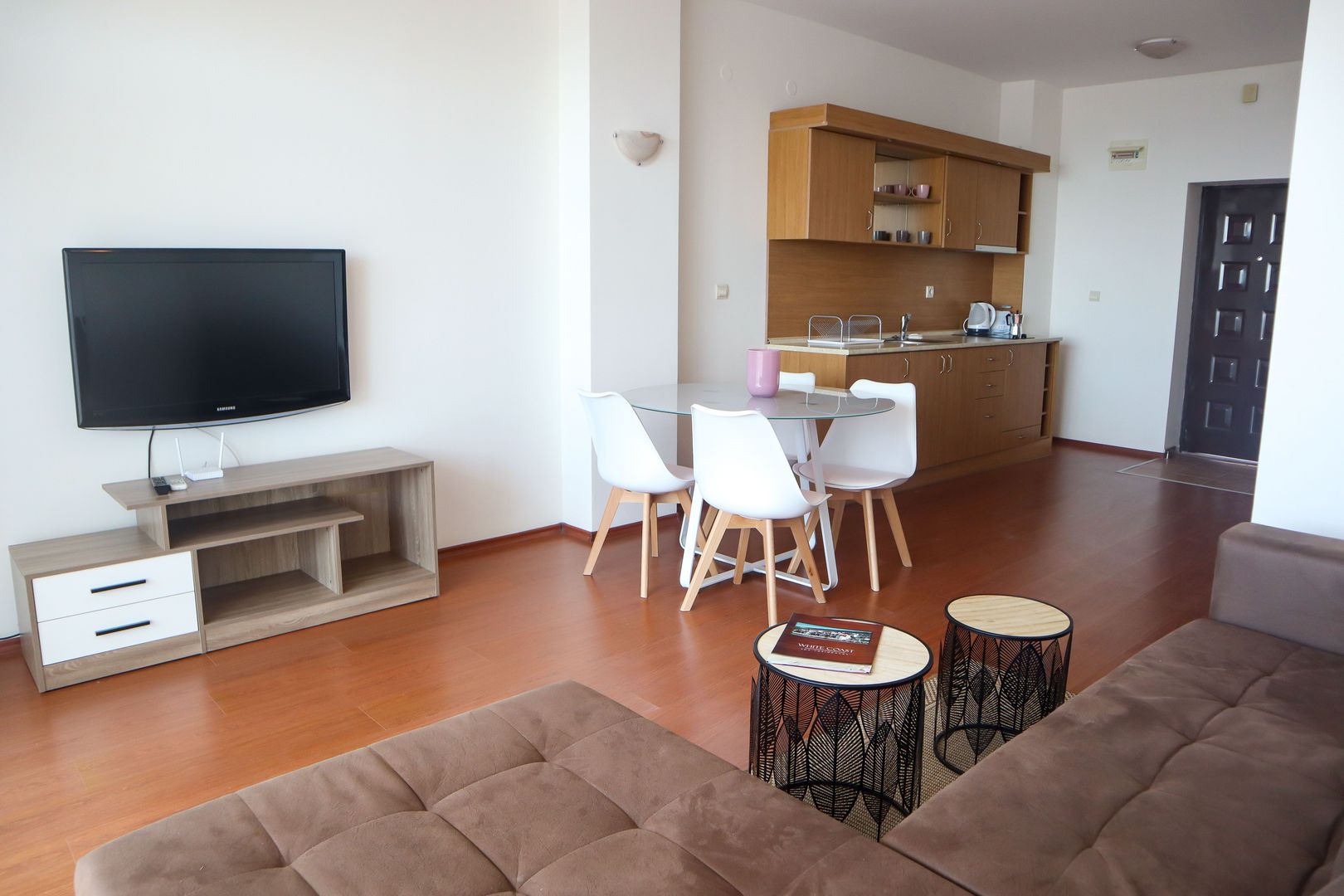 Apartamente cu 2 si 3 camere ideal investitie cu vedere superba Bulgaria Balcic - Poză 8