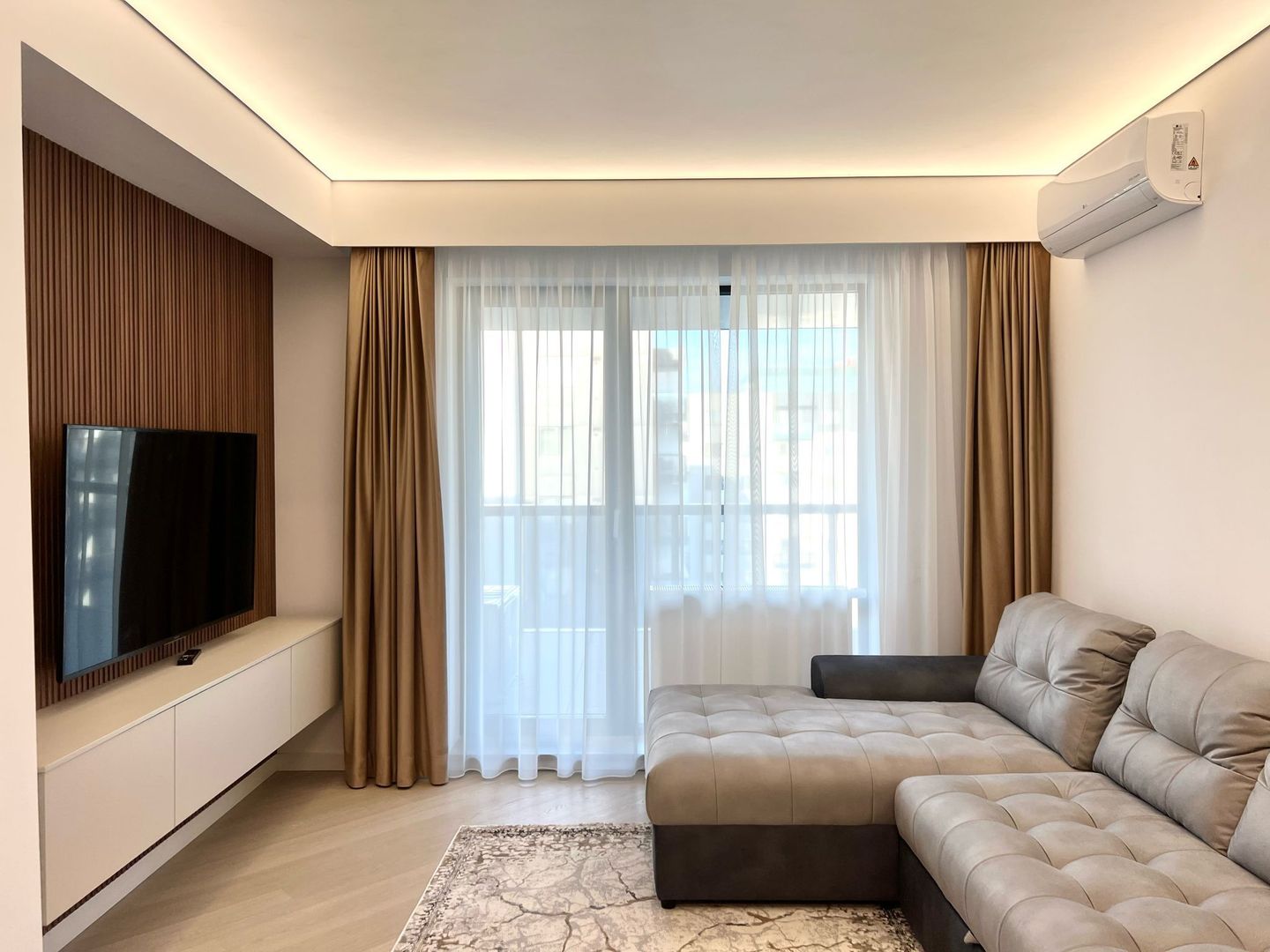 Prima inchiriere apartament 2 camere | Loc Parcare | Cortina North - Poză 2