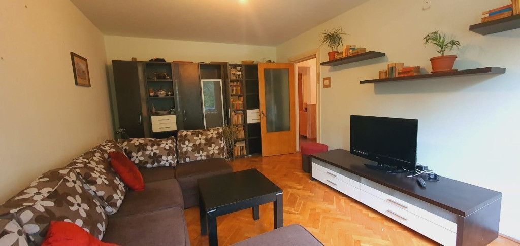 Apartament 3 camere de vanzare - Poză 5